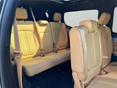 2022 Jeep Grand Wagoneer Series III