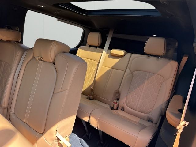 2022 Jeep Grand Wagoneer Series III