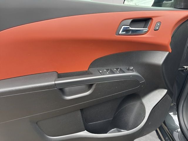 2016 Chevrolet Sonic LT