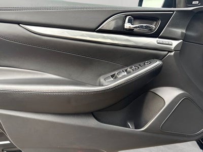 2018 Nissan Maxima SR