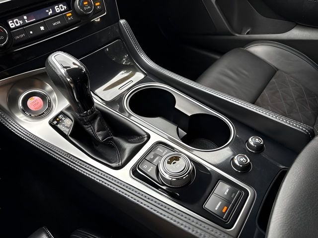 2018 Nissan Maxima SR
