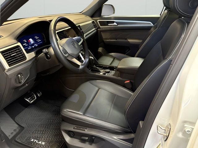 2022 Volkswagen Atlas Cross Sport 3.6L V6 SEL R-Line