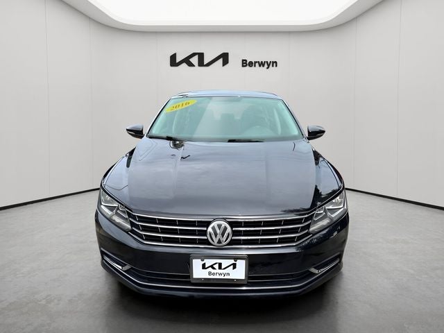 Used 2016 Volkswagen Passat SE with VIN 1VWBS7A34GC048613 for sale in Berwyn, IL