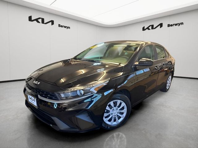 2024 Kia Forte LX AT's photo