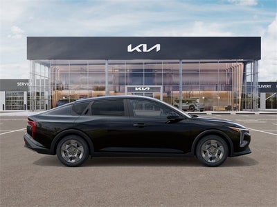 2026 Kia K4 LX
