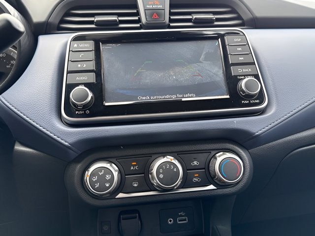 2024 Nissan Versa 1.6 SV