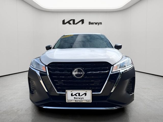 Used 2024 Nissan Kicks S with VIN 3N1CP5BV4RL580385 for sale in Berwyn, IL