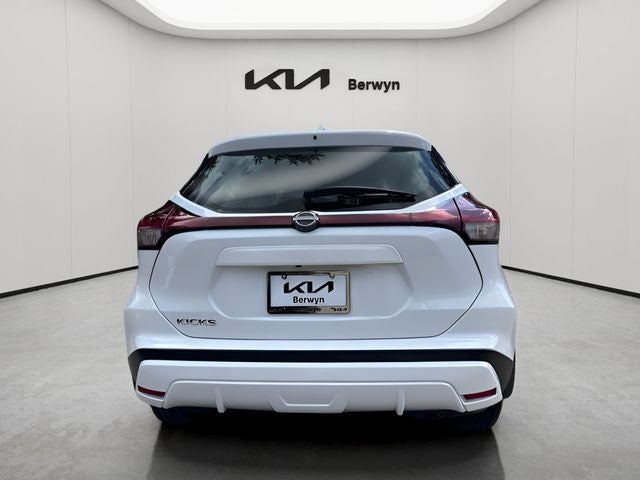 2024 Nissan Kicks S