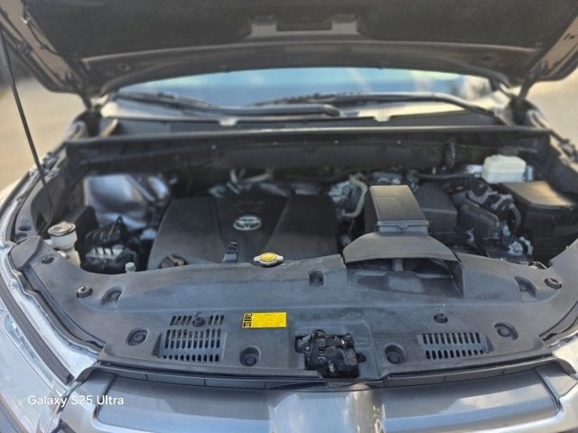 2017 Toyota Highlander LE Plus