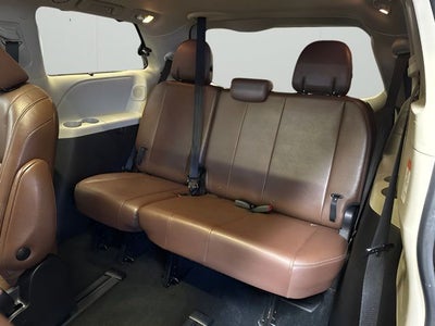 2019 Toyota Sienna Limited Premium 7 Passenger