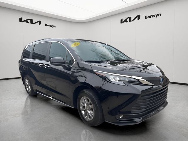 2025 Toyota Sienna XLE 7 Passenger