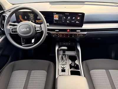 2024 Kia Sorento LX