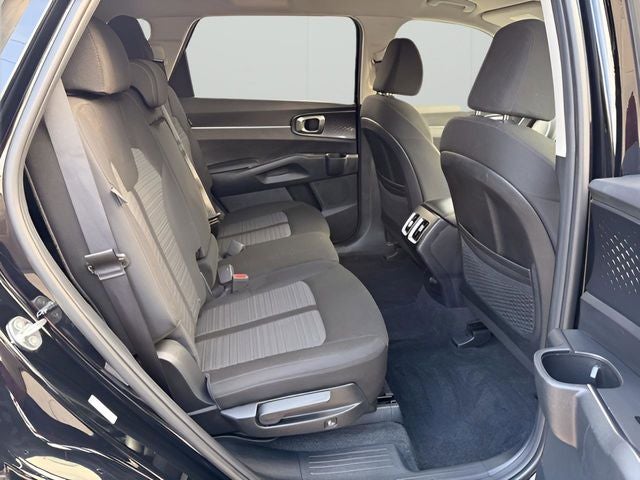 2024 Kia Sorento LX