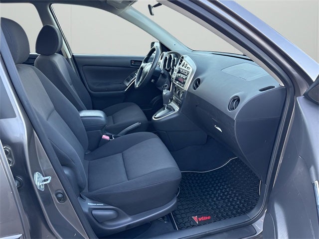 2004 Pontiac Vibe Base