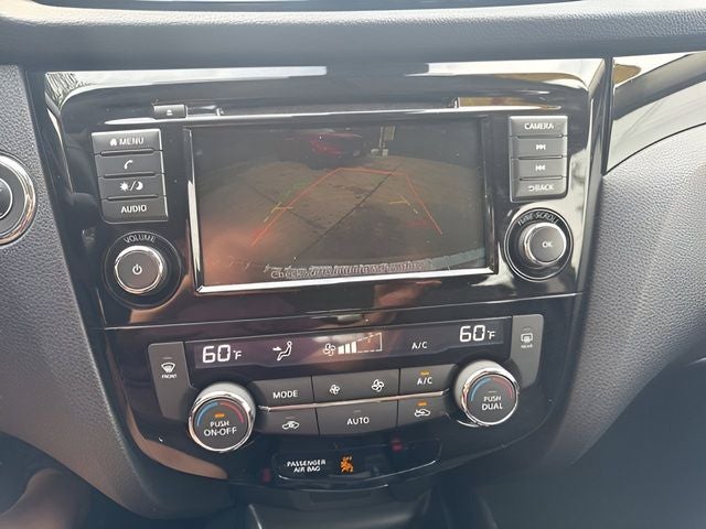2022 Nissan Rogue Sport SV