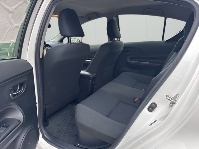 2016 Toyota Prius c Two