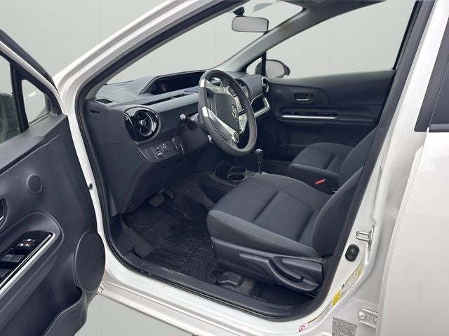 2016 Toyota Prius c Two