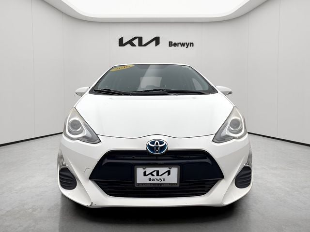 2016 Toyota Prius c Two