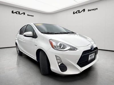 2016 Toyota Prius c Two