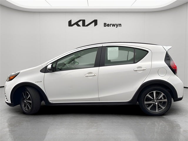 2018 Toyota Prius c Two