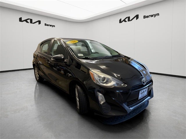 2016 Toyota Prius c Two