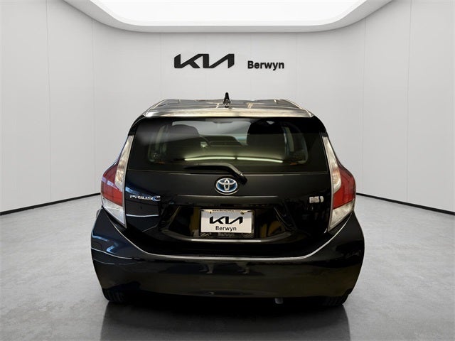 2016 Toyota Prius c Two