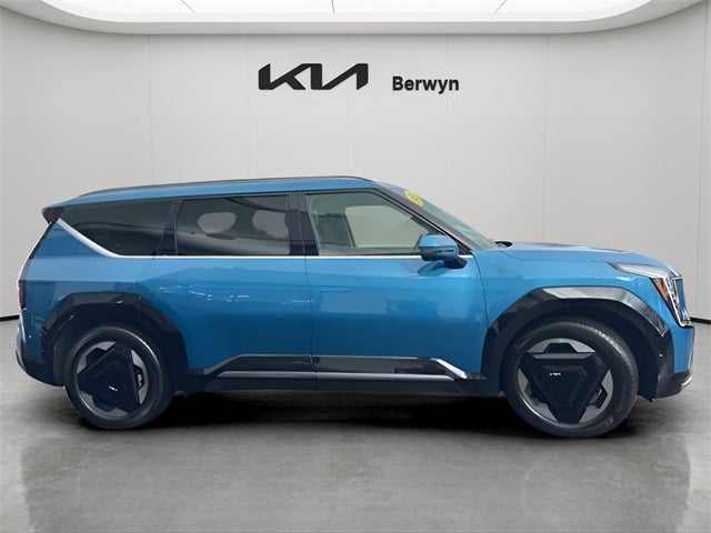 2024 Kia EV9 Land