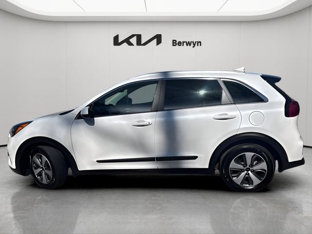 2022 Kia Niro LX