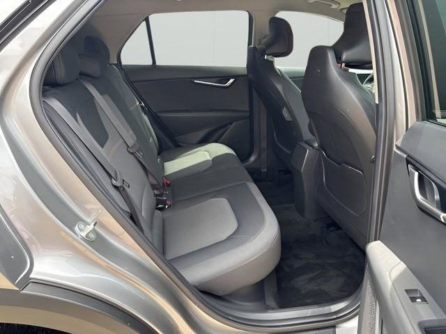 2024 Kia Niro LX