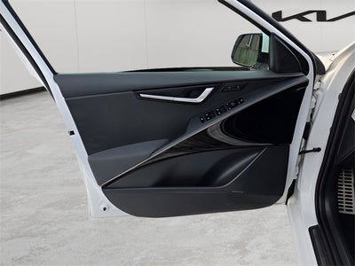 2023 Kia Niro Plug-In Hybrid SX