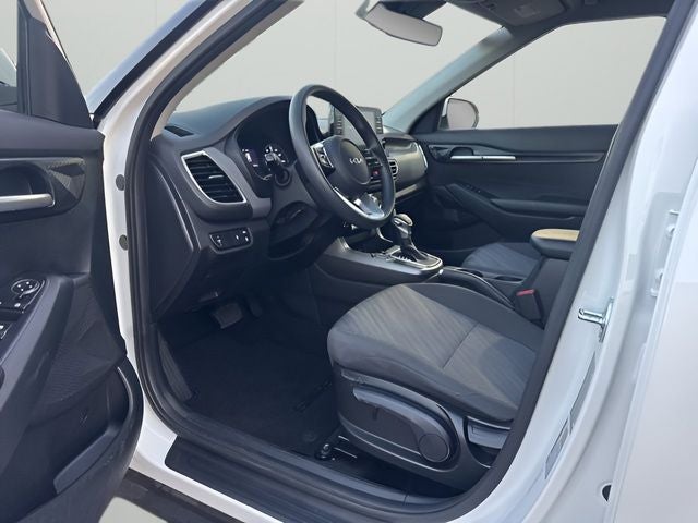 2023 Kia Seltos LX