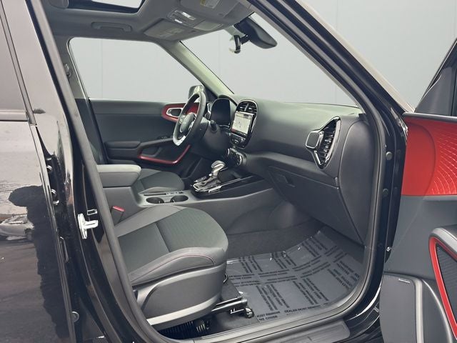 2025 Kia Soul GT-Line