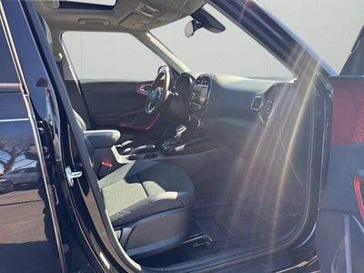 2025 Kia Soul GT-Line