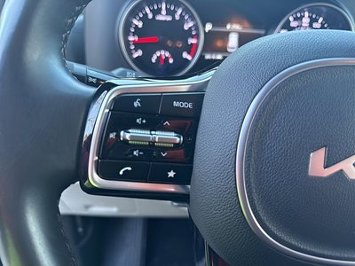 2022 Kia Carnival LXS