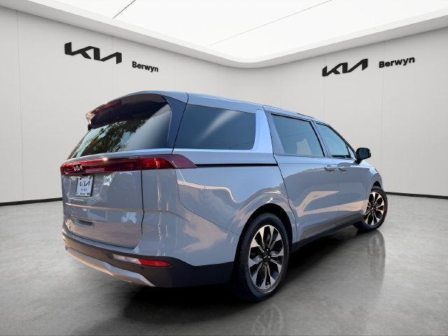 2024 Kia Carnival EX