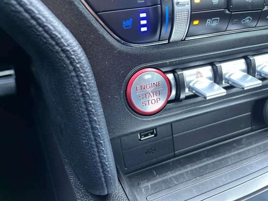 2020 Ford Mustang EcoBoost Premium