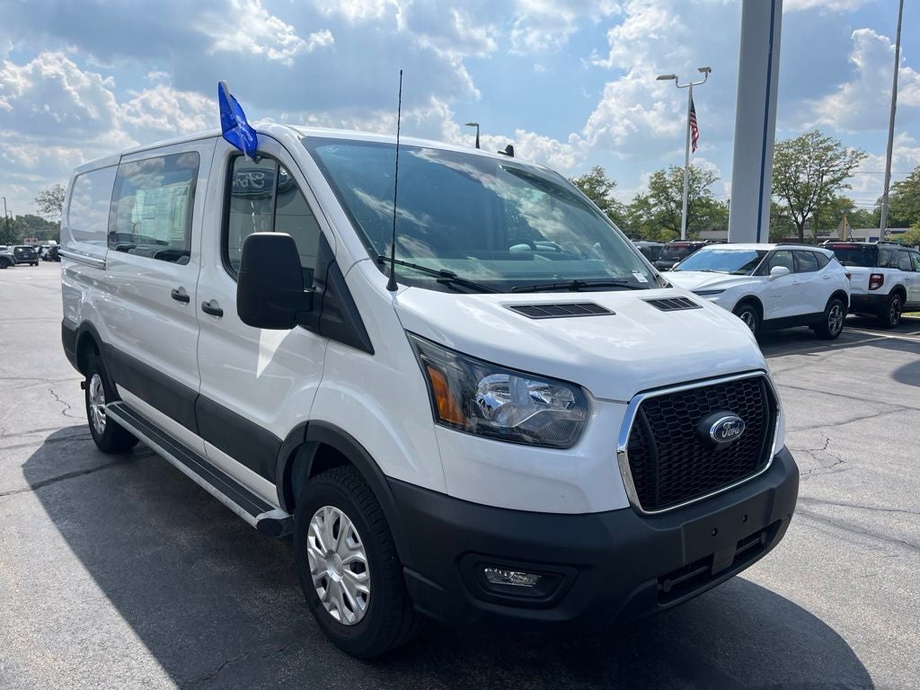 2025 Ford Transit-250 Base