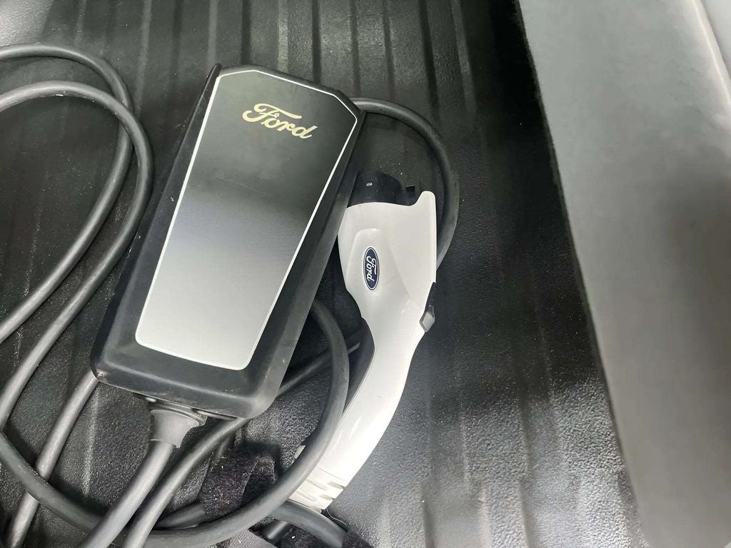 2022 Ford F-150 Lightning Pro