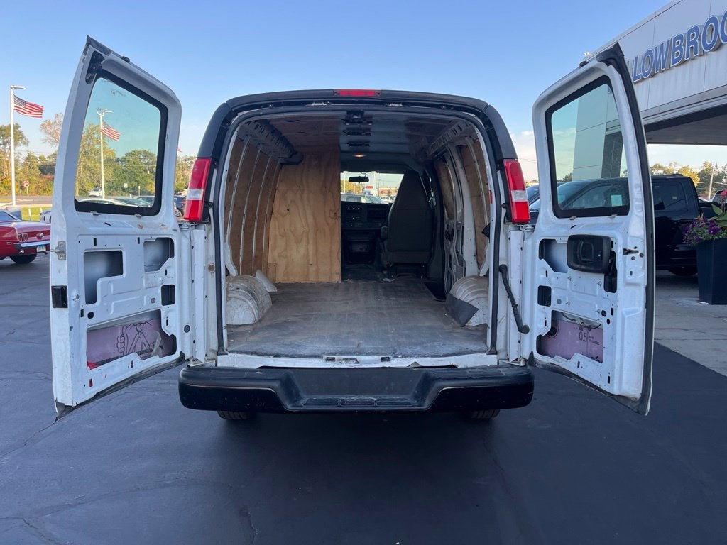 2021 Chevrolet Express 2500 Work Van Cargo