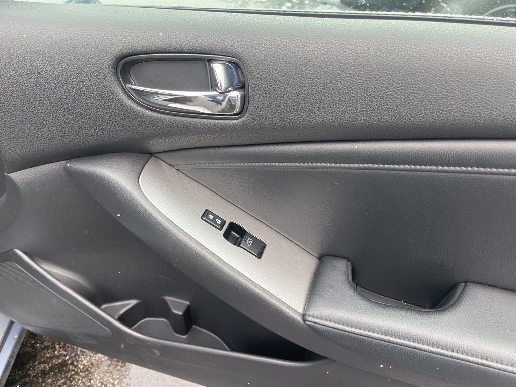 2010 Nissan Altima 3.5 SR