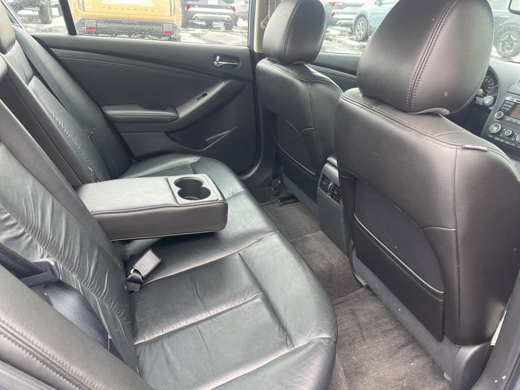 2010 Nissan Altima 3.5 SR