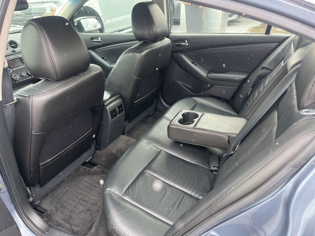 2010 Nissan Altima 3.5 SR