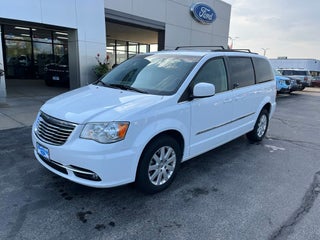2016 Chrysler Town &amp; Country Touring