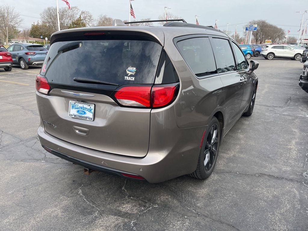 2018 Chrysler Pacifica Touring L Plus