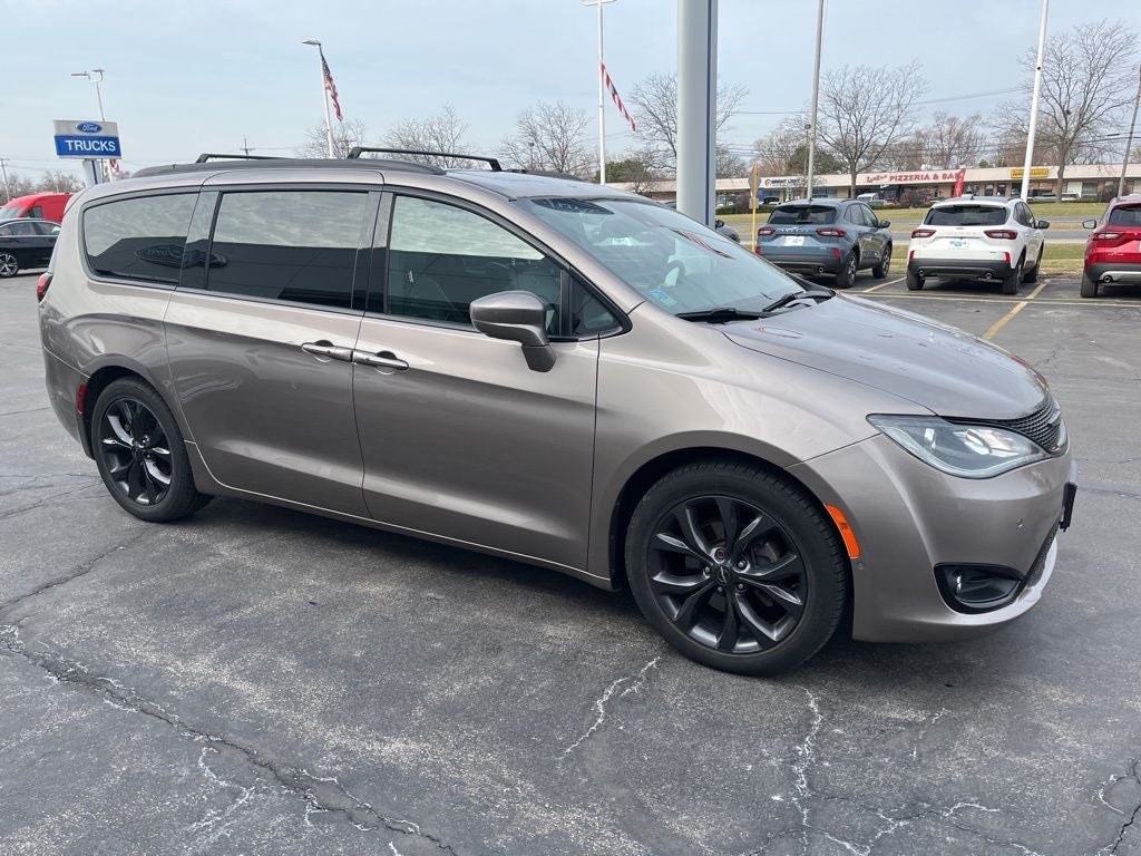2018 Chrysler Pacifica Touring L Plus