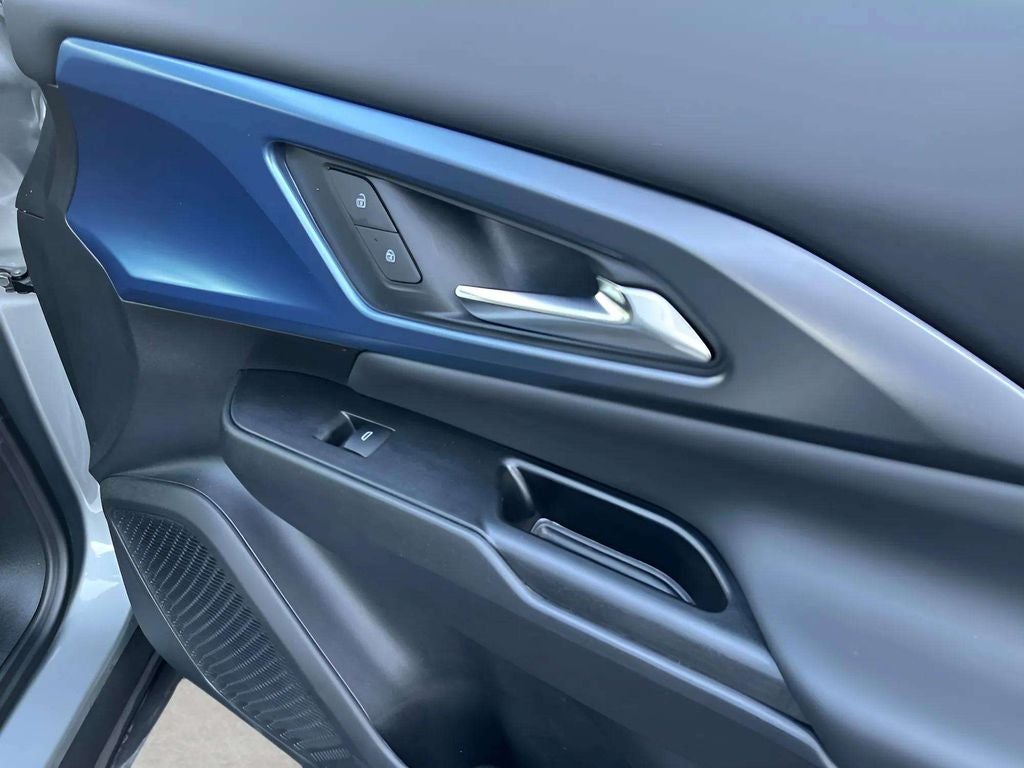 2024 Chevrolet Equinox EV LT