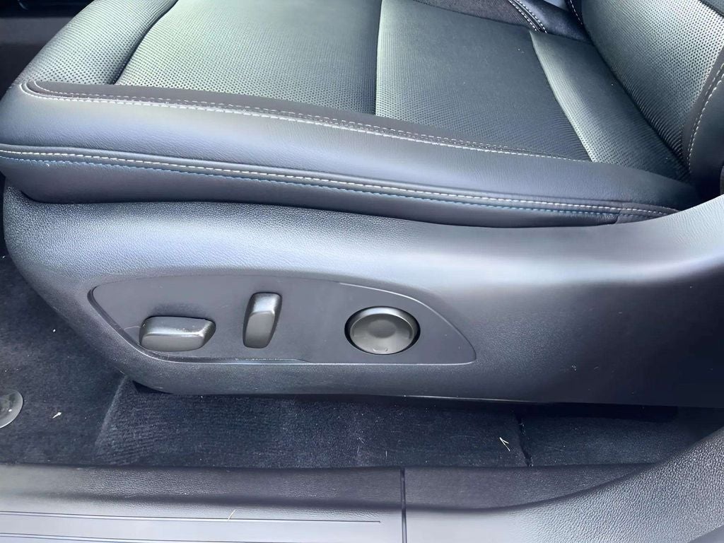 2024 Chevrolet Equinox EV LT