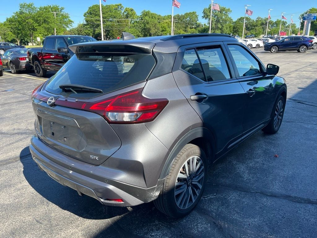 2024 Nissan Kicks SR