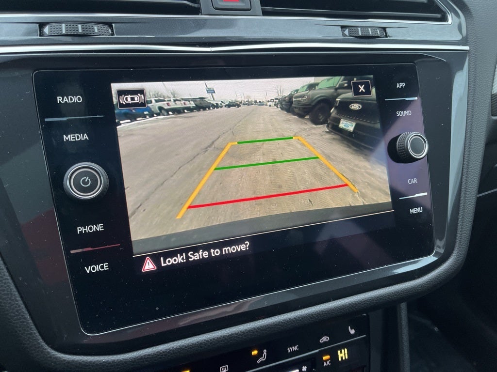 2022 Volkswagen Tiguan 2.0T SE R-Line Black