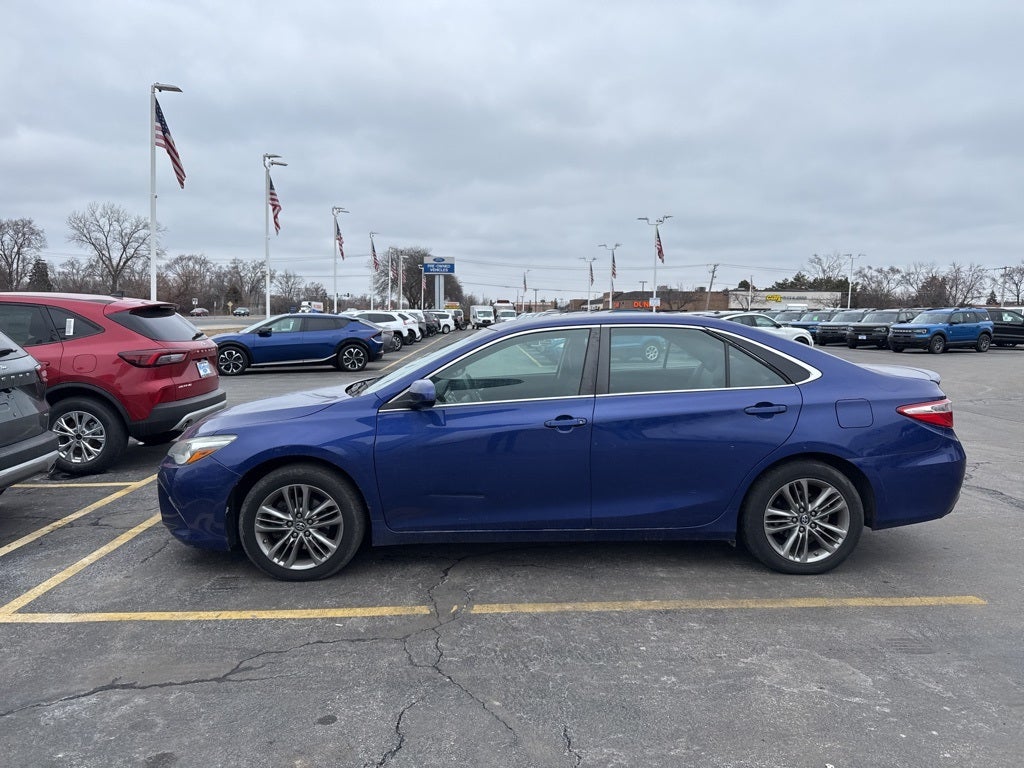 2016 Toyota Camry SE